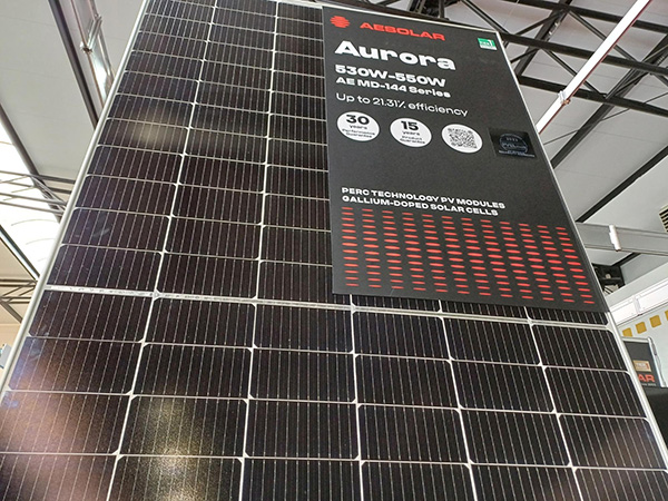 Panouri fotovoltaice expuse la RoEnergy